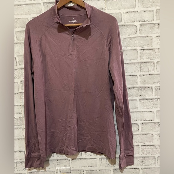 Men’s Fabletics Training Day 1/4 zip “plum cactus” compression style jacket Lg - Picture 2 of 4